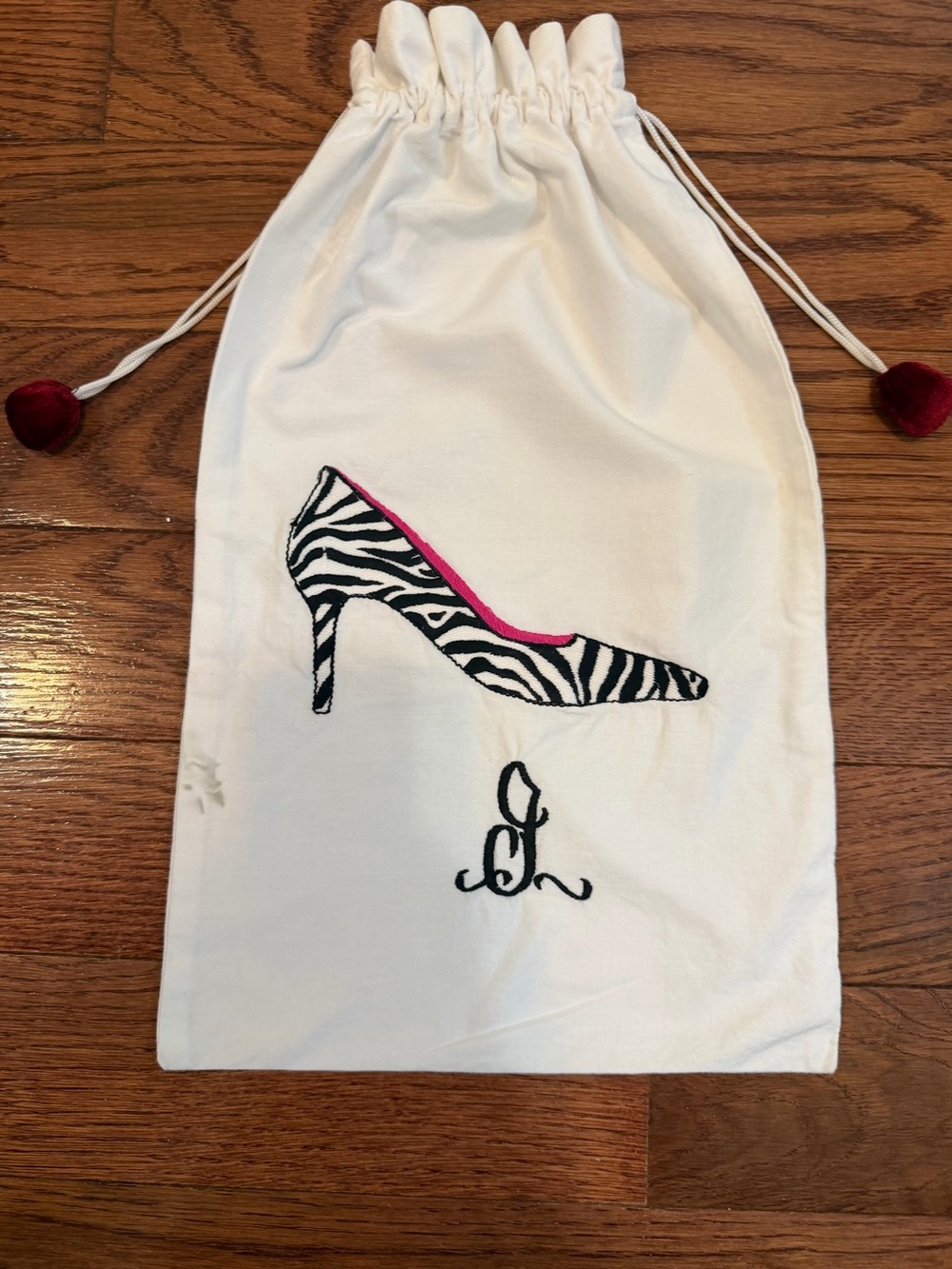 Zazenda Dust Bag with Pink Accent